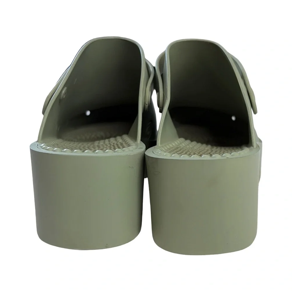 Xocoi  Green Platform Clog Sandals - Picture 4 of 9